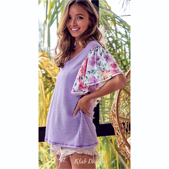 ❤️IN STOCK! V Neck Floral Bell Sleeves Popcorn Knit Contrast Stitch Top! - Picture 14 of 14